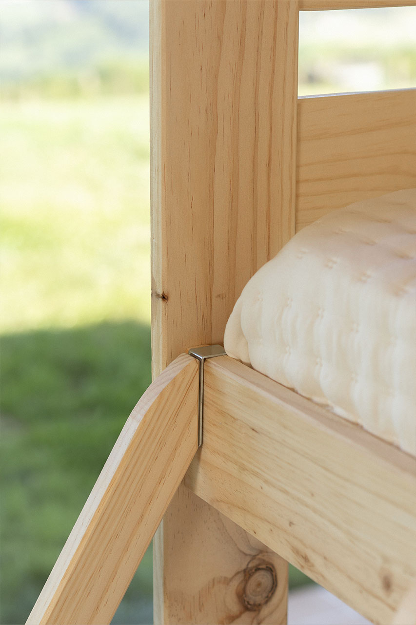 Imagen de ambiente 6 para:Litera triple de madera maciza de pino